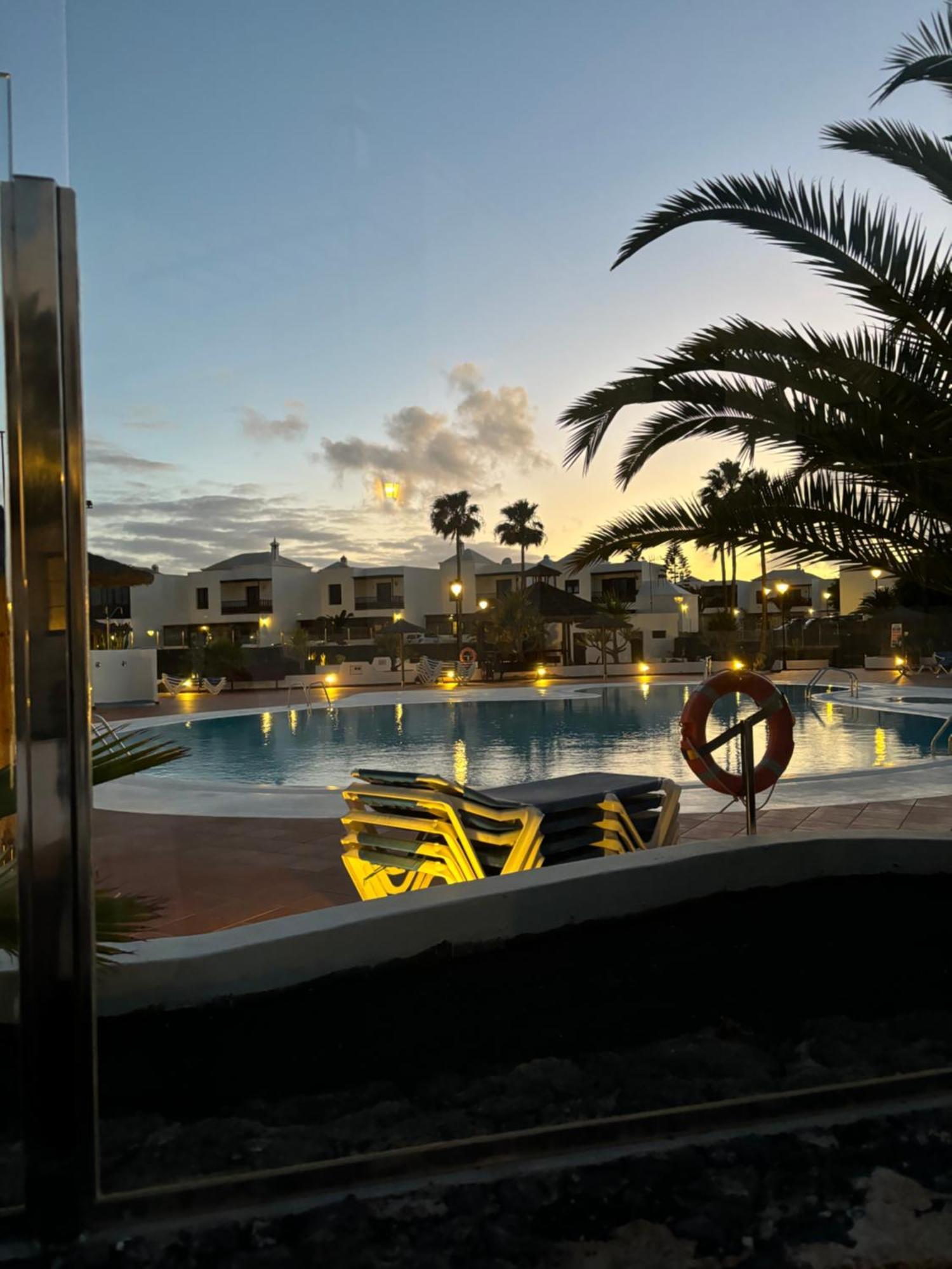Casa Amplia Y Moderna De 3 Habitaciones En Complejo Con Piscina Costa Teguise Dış mekan fotoğraf